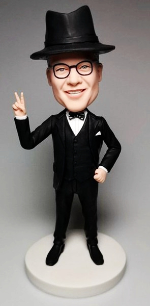 Create Businessman Bobbleheads With Peace Sign