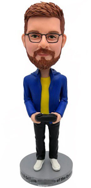 Custom Bobblehead Playing Game